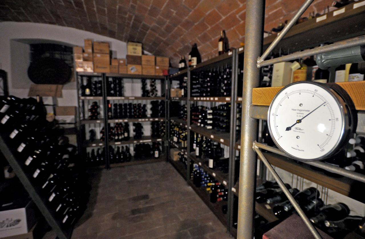 Locanda Menabuoi Donoratico Exterior photo